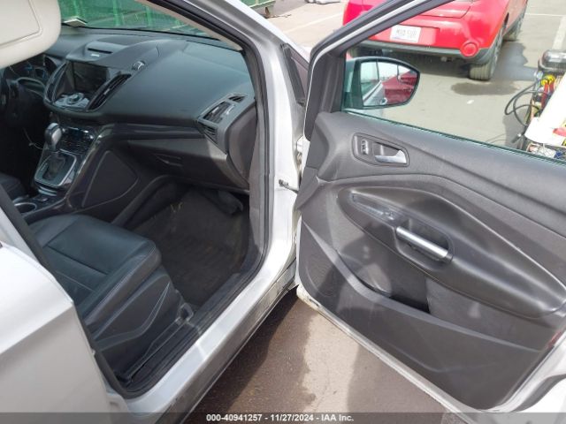 1FMCU9J99EUA70823 Ford Escape Titanium
