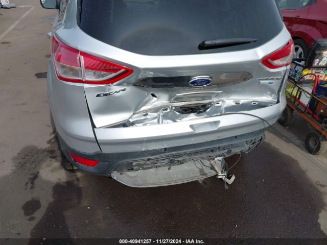 1FMCU9J99EUA70823 Ford Escape Titanium