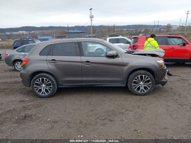JA4AR3AW1JU004318 Mitsubishi Outlander Sport 2.4 Se