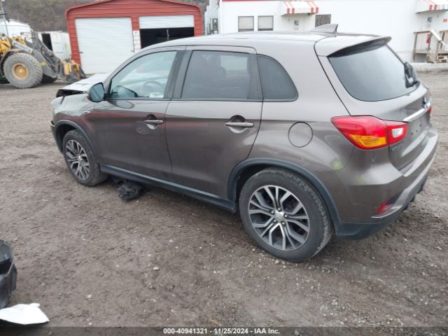 JA4AR3AW1JU004318 Mitsubishi Outlander Sport 2.4 Se