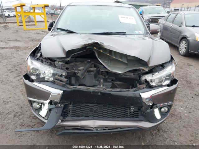 JA4AR3AW1JU004318 Mitsubishi Outlander Sport 2.4 Se