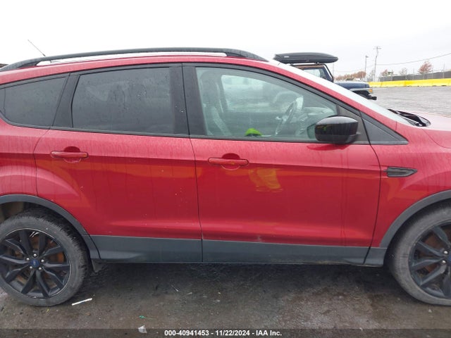Ford 2017 2017 1FMCU9G9XHUB58887 Image 29
