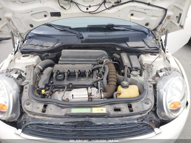 2010 MINI COOPER S WMWMF7C50ATX44842 Photo 9