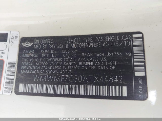 2010 MINI COOPER S WMWMF7C50ATX44842 Photo 8