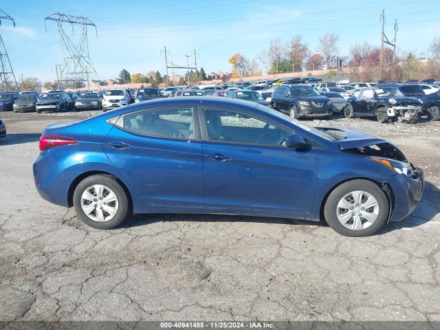 Hyundai ELANTRA SE 2016 5NPDH4AE8GH713947 Image 13