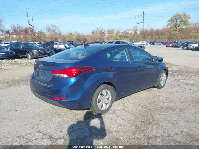 Hyundai ELANTRA SE 2016 5NPDH4AE8GH713947 Image 4