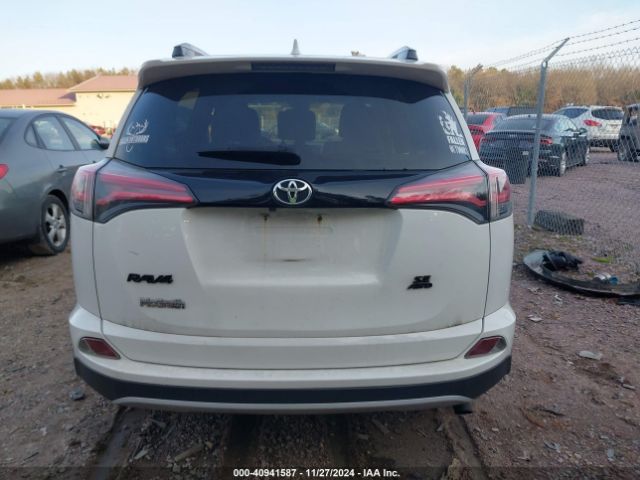 JTMJFREV9HJ121952 Toyota RAV4 SE