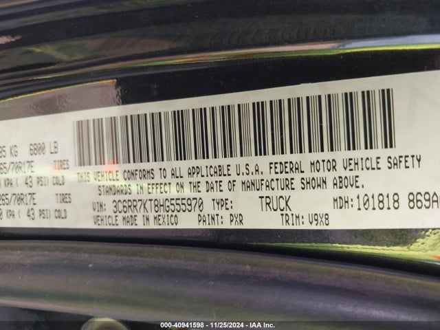RAM 1500 2017 3C6RR7KT8HG555970 Image 9