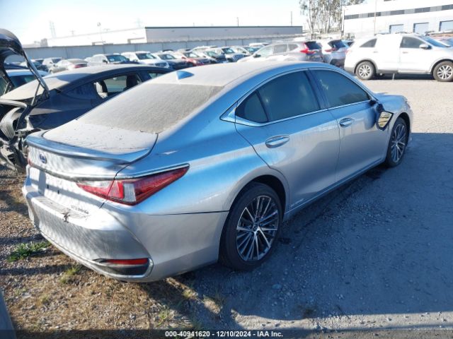 58ADA1C16NU019245 Lexus ES 300H