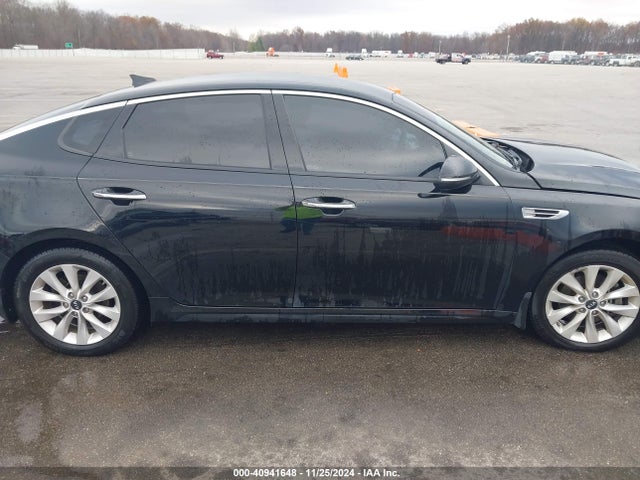 KIA OPTIMA EX 2018 5XXGU4L39JG209317 Image 13