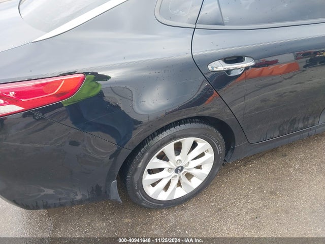 KIA OPTIMA EX 2018 5XXGU4L39JG209317 Image 17
