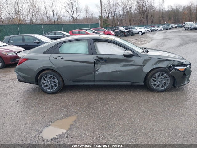 Hyundai ELANTRA SEL 2024 KMHLM4DG9RU742401 Image 13