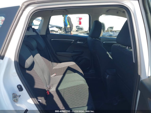 Honda FIT LX 2017 3HGGK5H51HM710136 Image 8