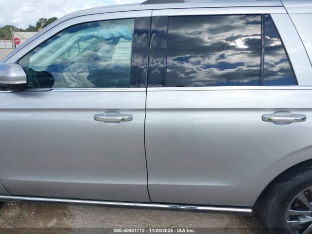 1FMJU1KT8MEA66001 Ford Expedition Limited