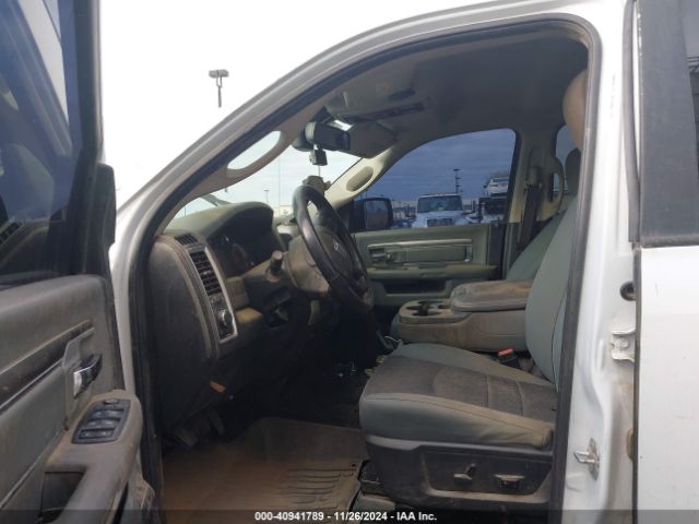 1C6RR7LM1HS878676 RAM 1500 Big Horn  4x4 5'7 Box