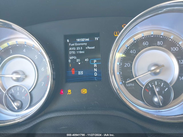 Chrysler 300 Uptown Edition 2014 2C3CCAAG1EH128115 Image 15