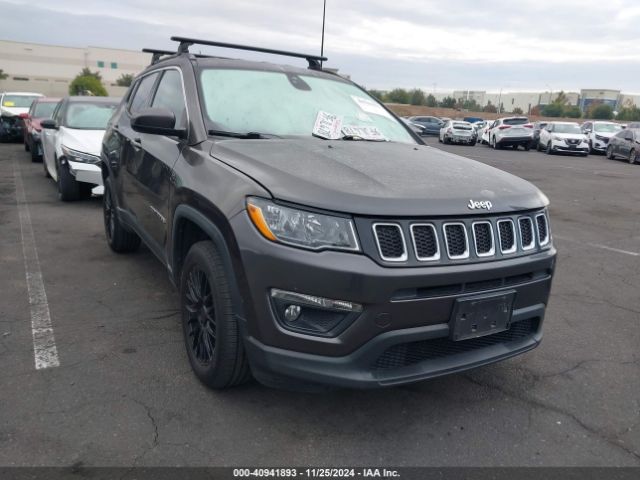 3C4NJDBB0KT713754 Jeep Compass Latitude 4x4