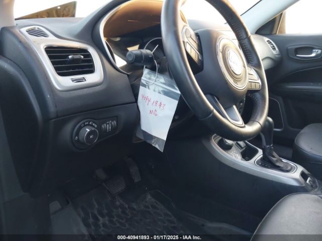 3C4NJDBB0KT713754 Jeep Compass Latitude 4x4