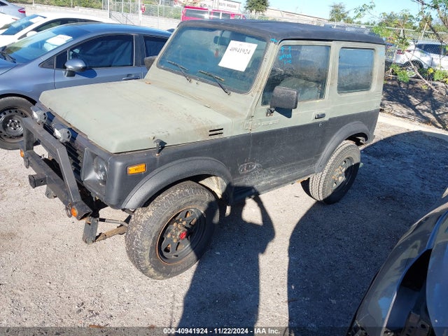 1988 Suzuki Samurai მანქანა იყიდება აუქციონზე, vin: JS4JC51V6J4151886, აუქციონის ნომერი: 40941924