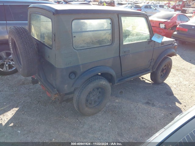 1988 Suzuki Samurai მანქანა იყიდება აუქციონზე, vin: JS4JC51V6J4151886, აუქციონის ნომერი: 40941924