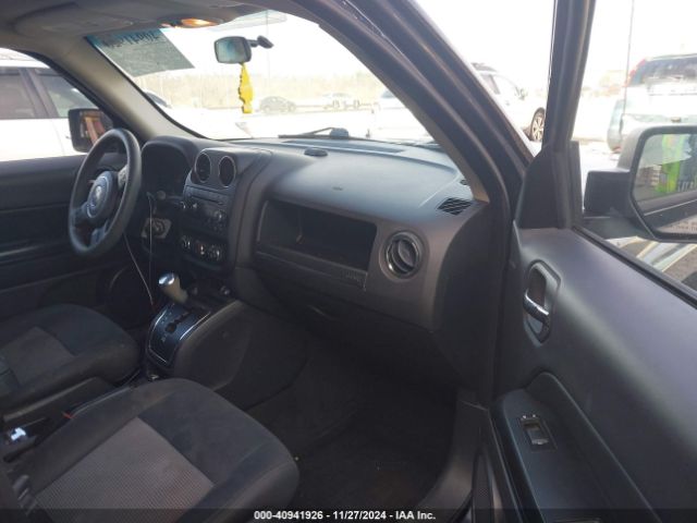 1C4NJRBB0FD316568 Jeep Patriot Sport