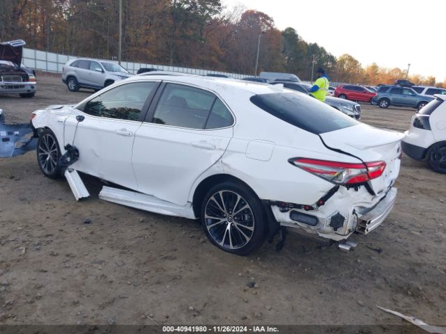 4T1B21HK8KU513907 Toyota Camry Hybrid Se