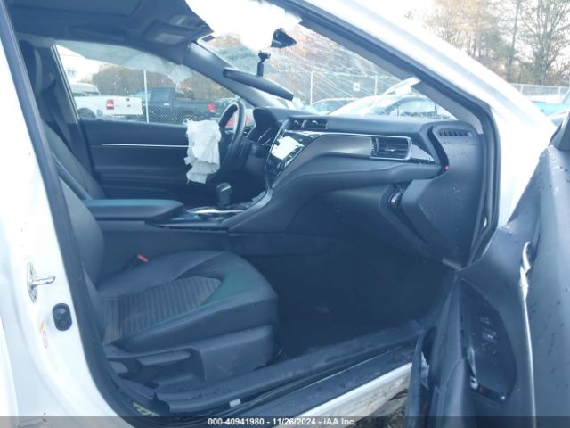 4T1B21HK8KU513907 Toyota Camry Hybrid Se