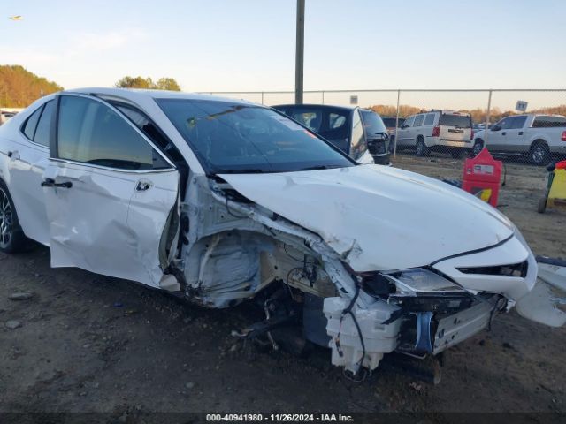 4T1B21HK8KU513907 Toyota Camry Hybrid Se