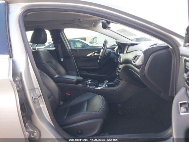 SJKCH5CP8KA009244 Infiniti Qx30 Essential