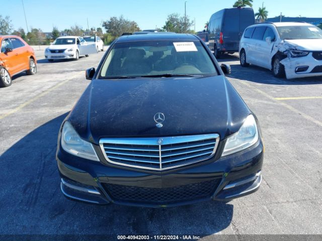 WDDGF4HB3ER309030 Mercedes-Benz C 250 Luxury/sport
