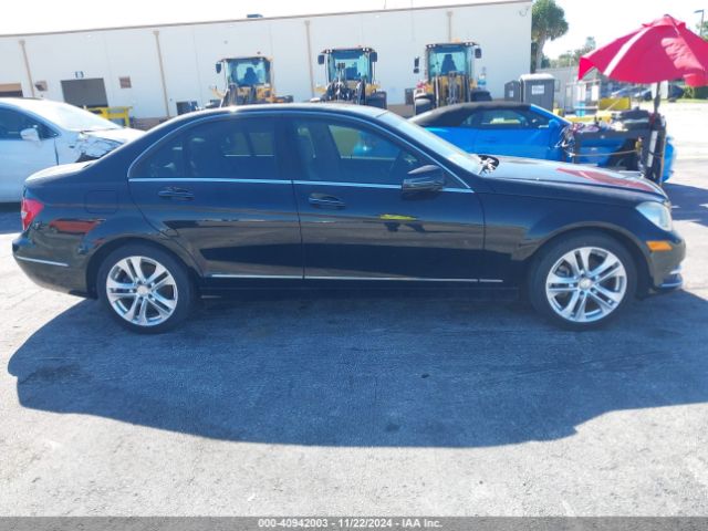 WDDGF4HB3ER309030 Mercedes-Benz C 250 Luxury/sport