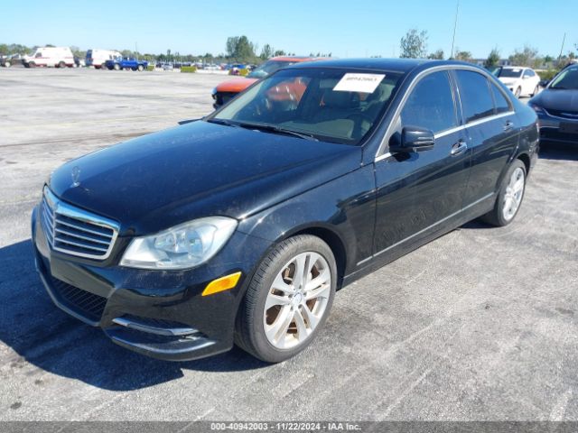 WDDGF4HB3ER309030 Mercedes-Benz C 250 Luxury/sport