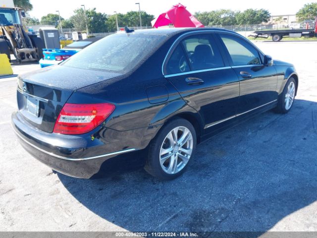 WDDGF4HB3ER309030 Mercedes-Benz C 250 Luxury/sport