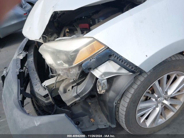 Toyota Corolla Le Plus 2015 5YFBURHEXFP299044 Image 18