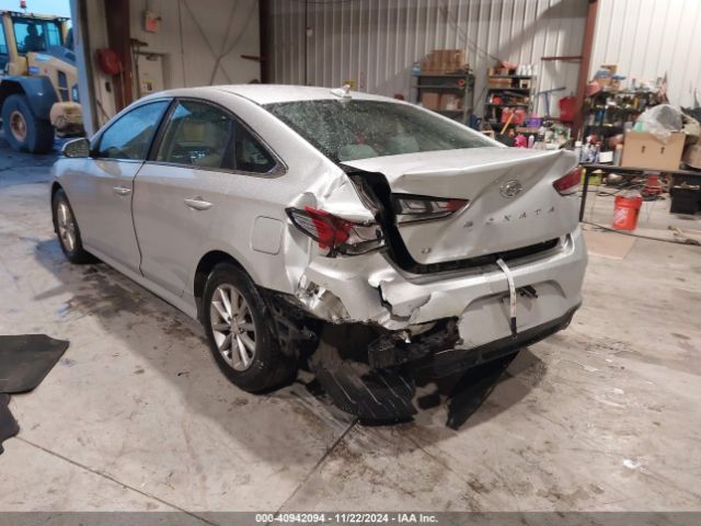 5NPE24AF2JH683429 Hyundai SONATA SE
