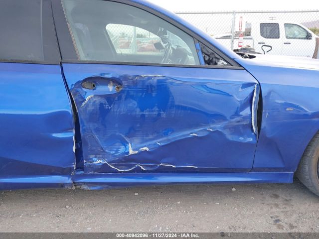 3MW5R1J06M8B71229 BMW 330I