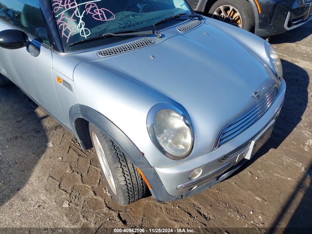 2003 MINI COOPER WMWRC33463TE14448 Photo 5