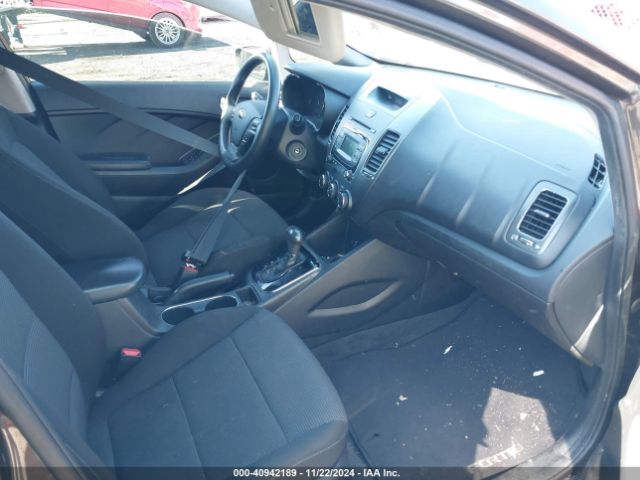 3KPFK4A76HE156957 KIA FORTE LX
