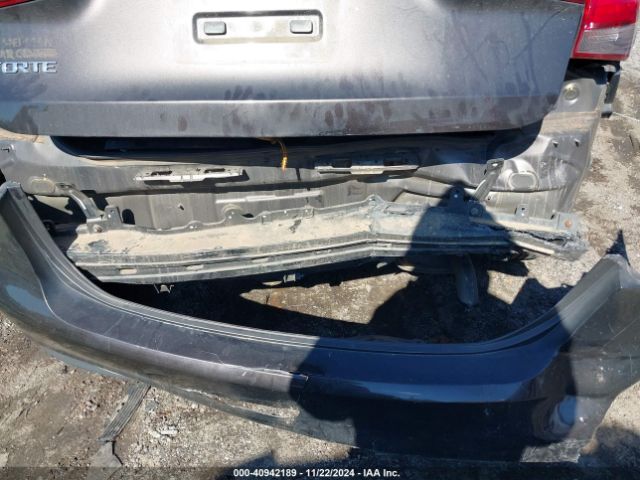 3KPFK4A76HE156957 KIA FORTE LX