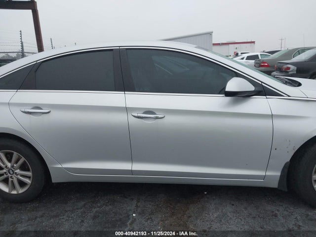 Hyundai SONATA SE 2015 5NPE24AF7FH175884 Image 13