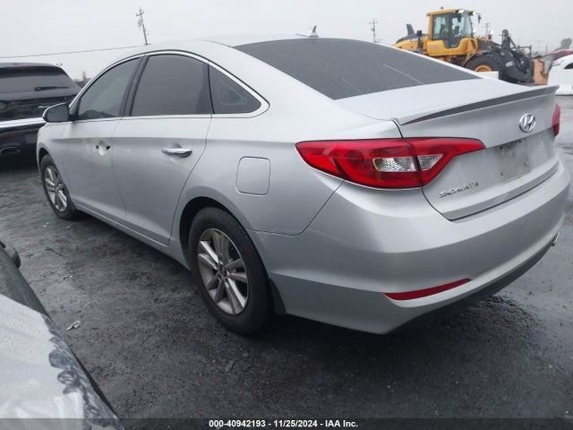 Hyundai SONATA SE 2015 5NPE24AF7FH175884 Image 3
