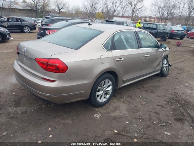 1VWAT7A37GC022337 Volkswagen Passat 1.8t S