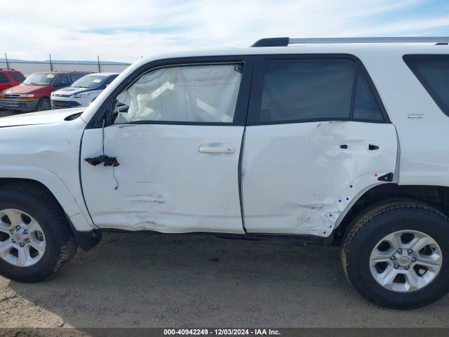 Toyota 4RUNNER SR5 2024 JTEMU5JR4R6260701 Image 6