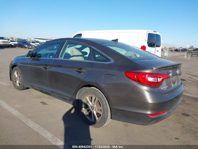 Auction sale of the 2015 Hyundai Sonata Se, vin: 5NPE24AF6FH096786, lot number: 40942353