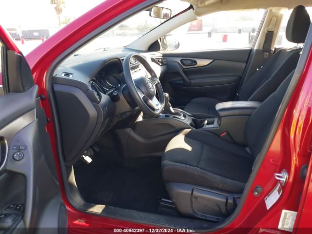 JN1BJ1CPXHW010261 Nissan Rogue Sport S