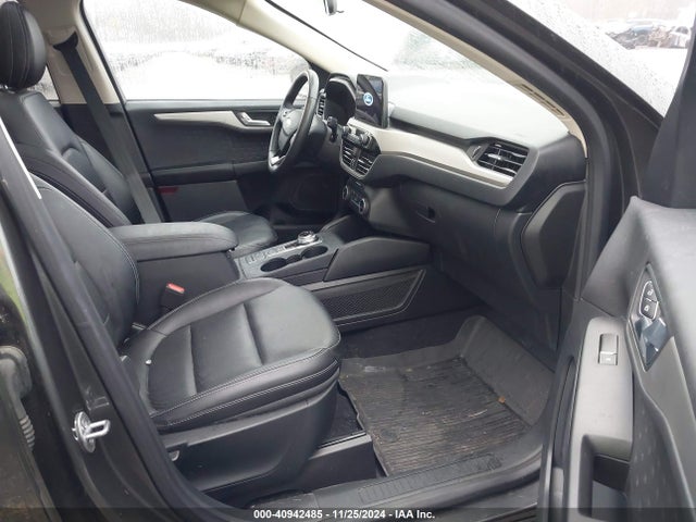 1FMCU9BZ0LUC57752 Ford Escape Se Sport Hybrid