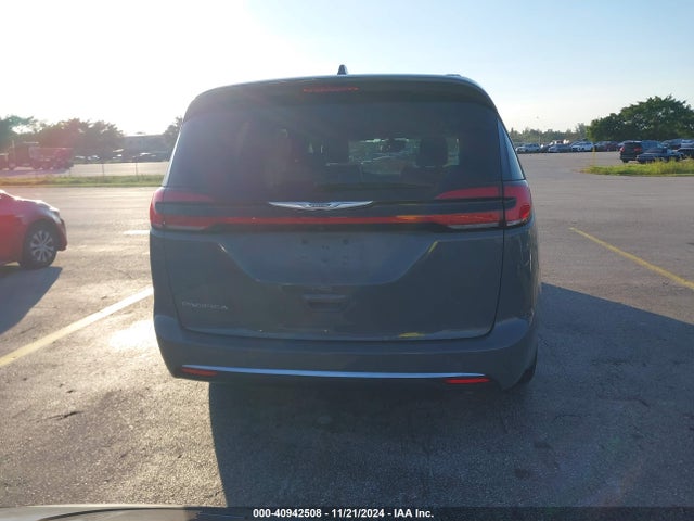 Chrysler Pacifica Touring L 2022 2C4RC1BG5NR168311 Image 16