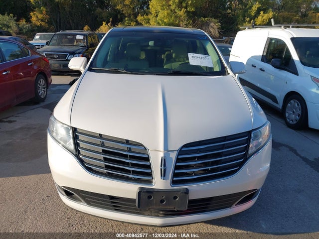 Lincoln Mkt Elite 2017 2LMHJ5AT0HBL00329 Image 6