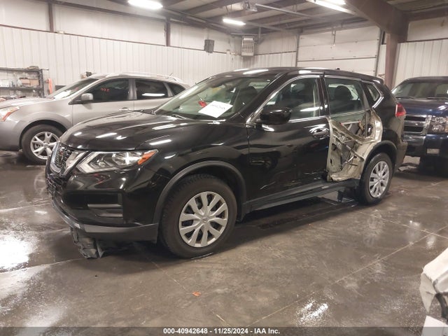 Nissan ROGUE S 2019 5N1AT2MV5KC737768 Image 2