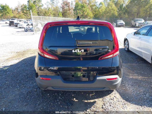 KNDJ23AU8N7179579 KIA SOUL LX